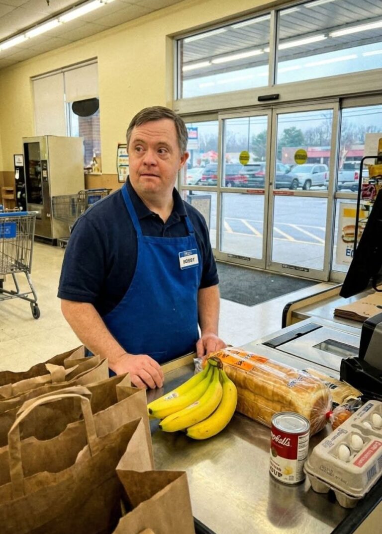 The bagger most people underestimated turned out to be the only one who noticed when an elderly woman disappeared—and what he discovered changed how everyone saw him.