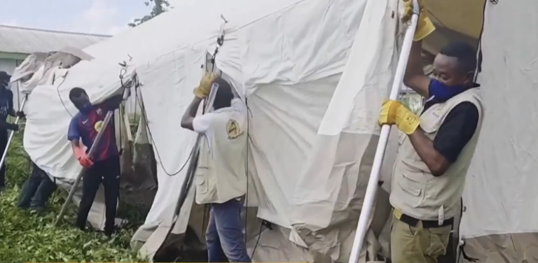 US Vows to Fund 50 Ebola Clinics Amid Rising Death Toll